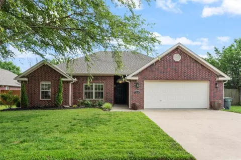 3549 W Grouse Rd, Fayetteville, AR 72704