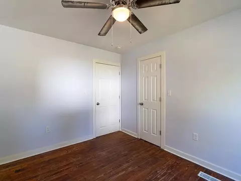 Bedroom - 1901 S Y St, Fort Smith, AR 72901 photo 4 of 6