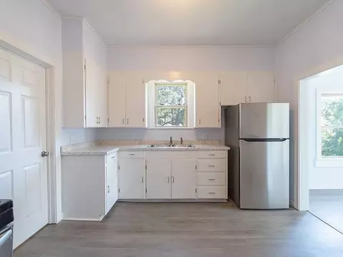 Kitchen - 1901 S Y St, Fort Smith, AR 72901 photo 1 of 2