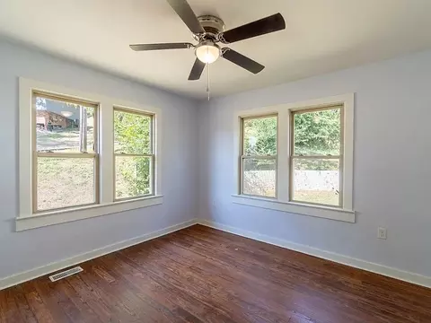 Bedroom - 1901 S Y St, Fort Smith, AR 72901 photo 5 of 6