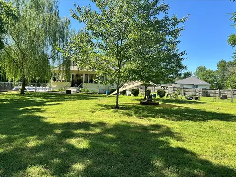 20790 Dawn Hill East Rd, Gentry, AR 72734