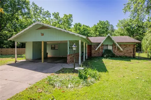 1125 Elm St, Fayetteville, AR 72703