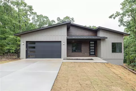 3 Glasgow Cir, Bella Vista, AR 72715