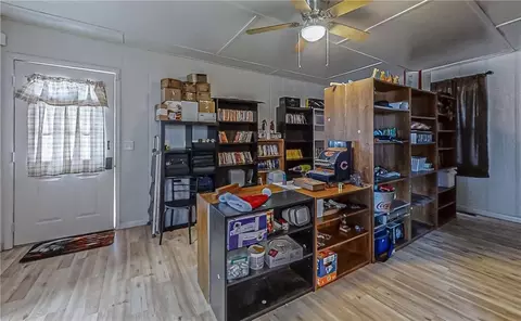 Entry Way - 103 Mockingbird St, Harrison, AR 72601 photo 2 of 2