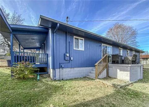 Exterior - 103 Mockingbird St, Harrison, AR 72601 photo 3 of 5