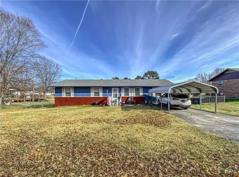Exterior - 103 Mockingbird St, Harrison, AR 72601 photo 2 of 5
