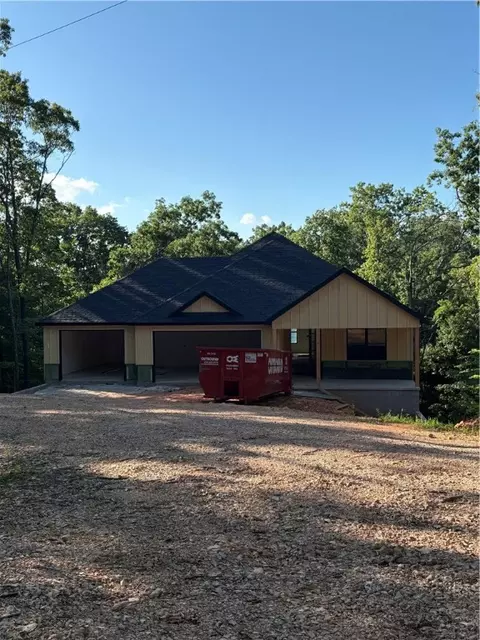 34 Chatburn Ln, Bella Vista, AR 72715