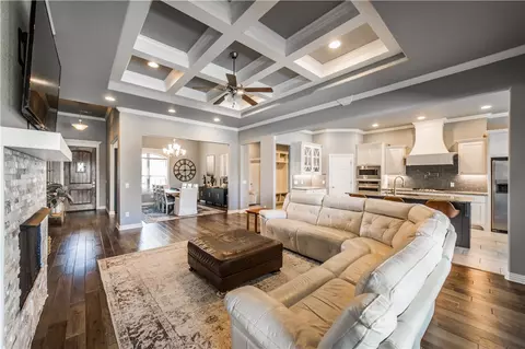 1530 Golden Jubilee Rd, Centerton, AR 72719