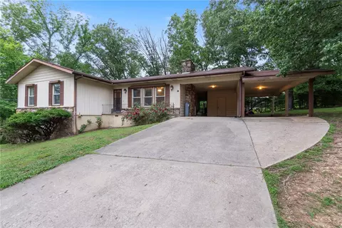 81 Overton Dr, Bella Vista, AR 72714