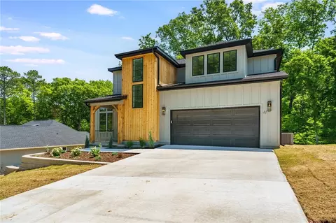 41 Westmorland Dr, Bella Vista, AR 72714