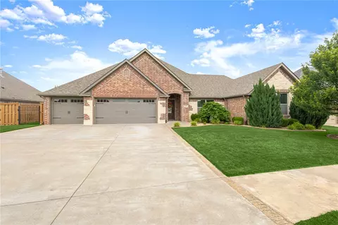3504 NW Edgewood Ave, Bentonville, AR 72712