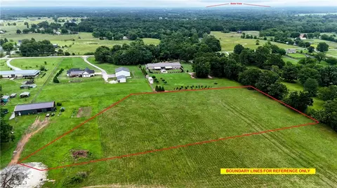 Jace Circle, Gravette, AR 72736 photo 2