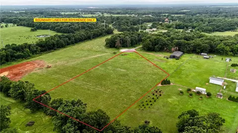 Jace Circle, Gravette, AR 72736 photo 3