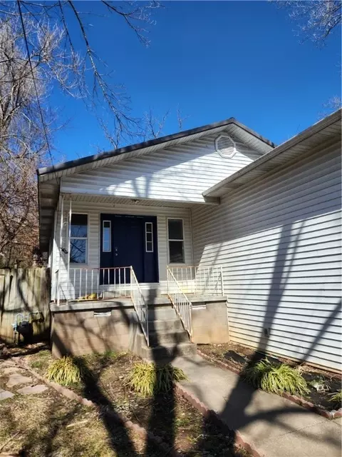 811 E A E Fick, Harrison, AR 72601
