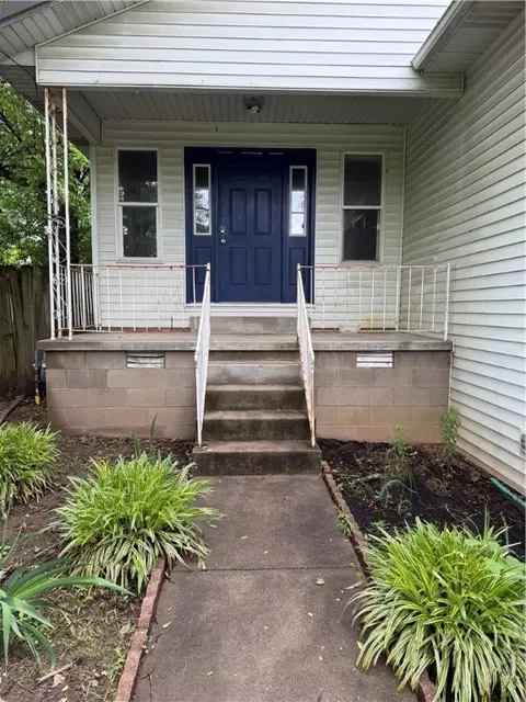 Exterior - 811 E A E Fick, Harrison, AR 72601 photo 3 of 6