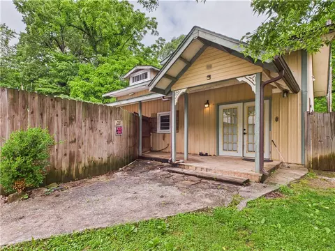 54 Southgate Dr, Harrison, AR 72601 photo 2