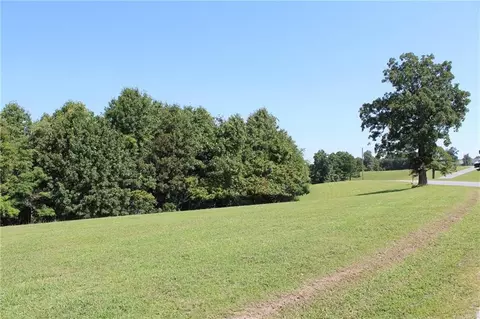 2125 Deer Lake Dr, Kansas, OK 74347