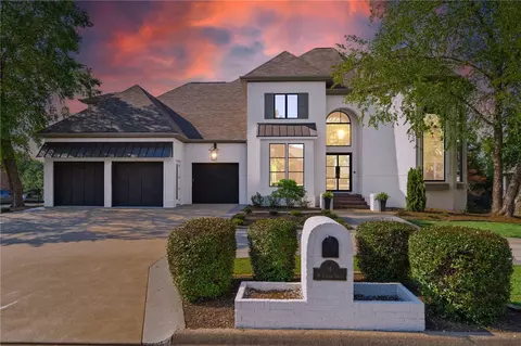 4 W Leiston Dr, Rogers, AR 72758