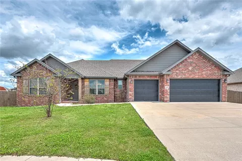 1140 Durante St, Springdale, AR 72762