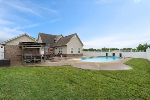 Exterior - 7308 New Hope, Hackett, AR 72937 photo 7 of 10