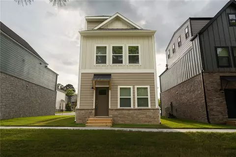 1319 S Van Buren Ave, Fayetteville, AR 72701