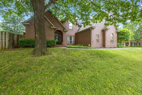 3613 E Chatsworth Rd, Fayetteville, AR 72703