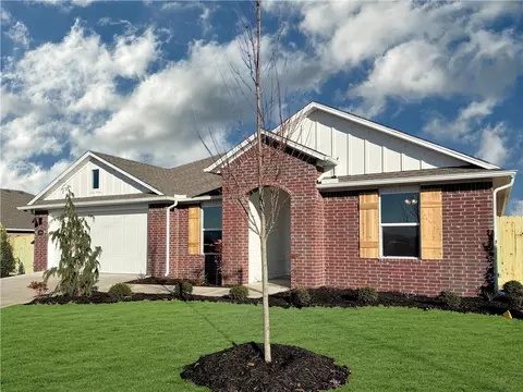 101 Ratliff Ave, Pea Ridge, AR 72751