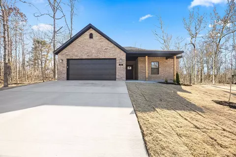 13 Leona Dr, Bella Vista, AR 72715