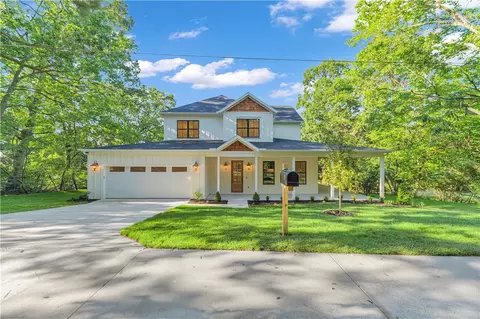 1559 W Cassi Aly, Fayetteville, AR 72701