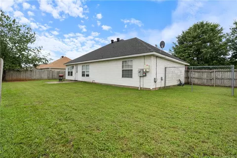 Exterior - 507 Emerald St, Lowell, AR 72745 photo 3 of 4