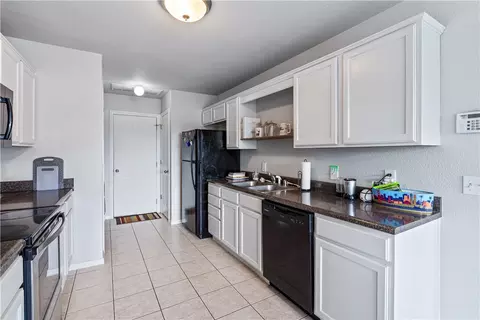 Kitchen - 507 Emerald St, Lowell, AR 72745 photo 2 of 3