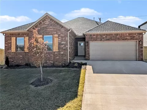 6807 SW Basswood Ave, Bentonville, AR 72712