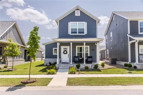 2009 SW Poppy St, Bentonville, AR 72713