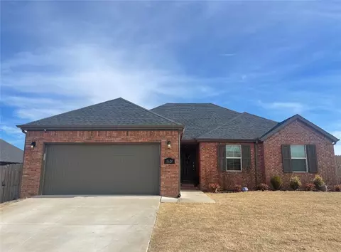 1520 Dawes St, Fayetteville, AR 72704