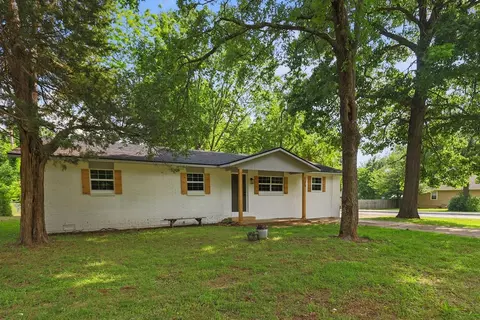 125 Pleasant St, West Fork, AR 72774