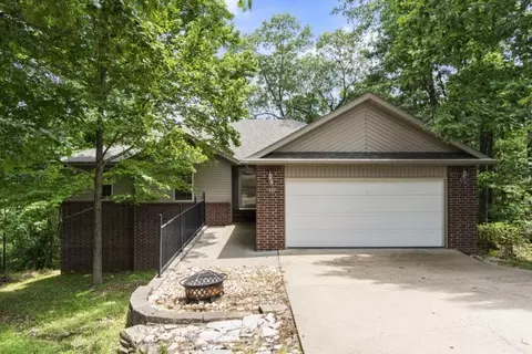 10 Duddington Ln, Bella Vista, AR 72714