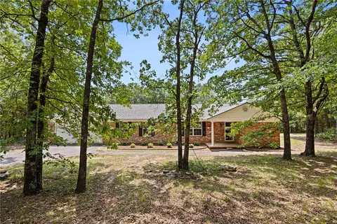 1091 Ridgeview Ln, Russellville, AR 72802
