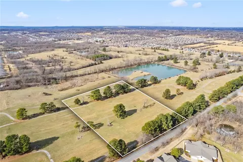 N Deane Solomon Road, Fayetteville, AR 72704