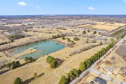 N Deane Solomon Road, Fayetteville, AR 72704