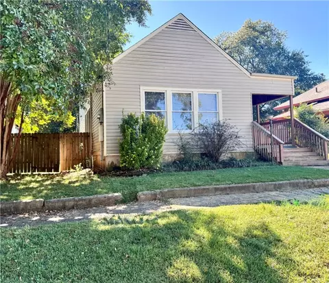 511 W 4th St, Russellville, AR 72801