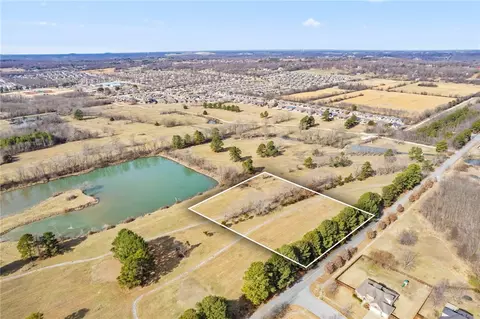 N Deane Solomon Road, Fayetteville, AR 72704
