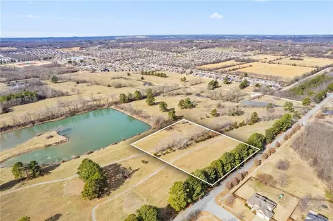 N Deane Solomon Road, Fayetteville, AR 72704