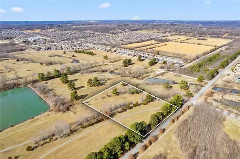 N Deane Solomon Road, Fayetteville, AR 72704