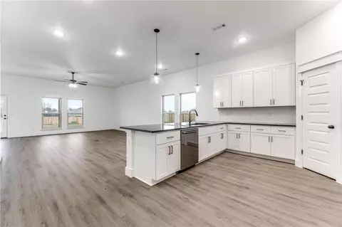 1050 Ari Ave, Centerton, AR 72719 photo 13