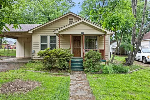 1213 N Boston Pl, Russellville, AR 72801