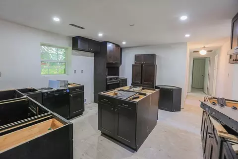 Kitchen - 1732 Madison 4316, Elkins, AR 72727 photo 1 of 3