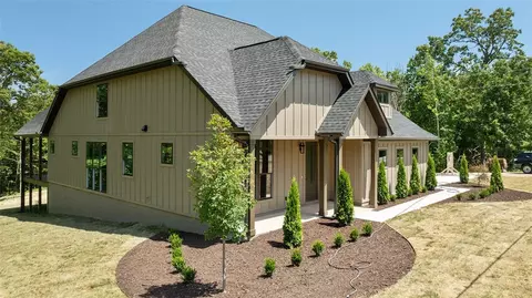 262 Kinross Dr, Bella Vista, AR 72715