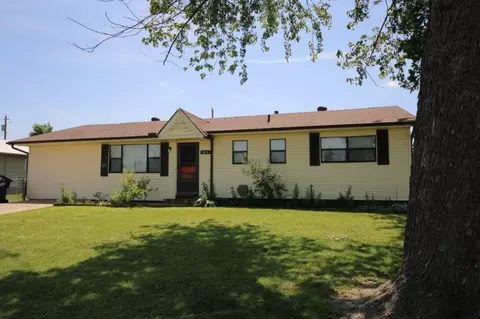 1404 W Margaret Pl, Rogers, AR 72756
