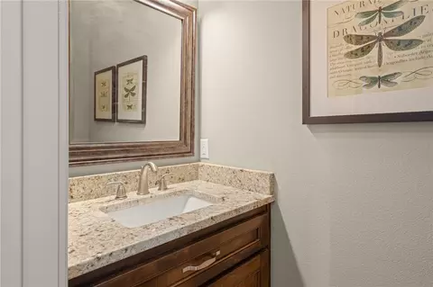 Bath - 2970 Laurel Cir, Centerton, AR 72719 photo 1 of 11