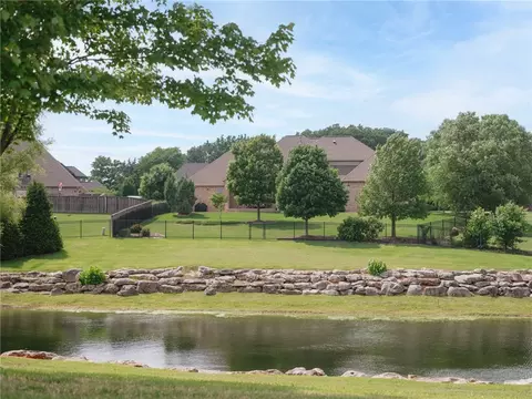 Exterior - 2970 Laurel Cir, Centerton, AR 72719 photo 15 of 15